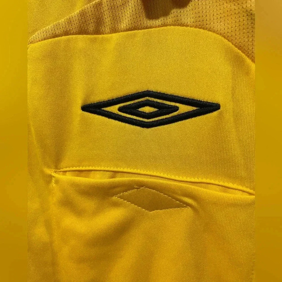 Canada Umbro Football Soccer Jersey - Picture 5 of 8